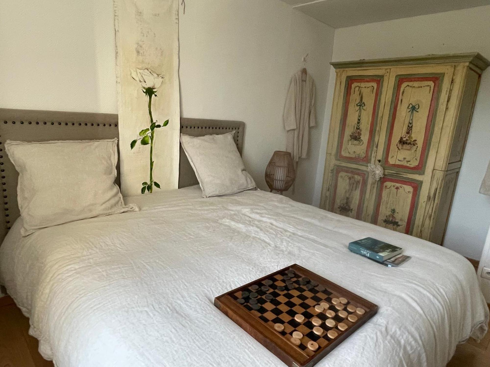Domaine Spa Perret-Chateau Artdeco Mastersuite En B&B Et-Ou Gite De Charme-Giverny A 3Mn-Jardins Monet-Le Vexin-Piscine Ete-Parc 3Ha-Aire De Jeux Enfants-Pingpong-Options Breakfast-Diner-Billard-Sauna-Fitness-Hammam-Promo 2Nuits En Sus Jacuzzi 1H Off Sainte-Genevieve-les-Gasny Ruang foto